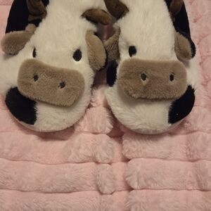 Cozy Cow Print Women's Slippers